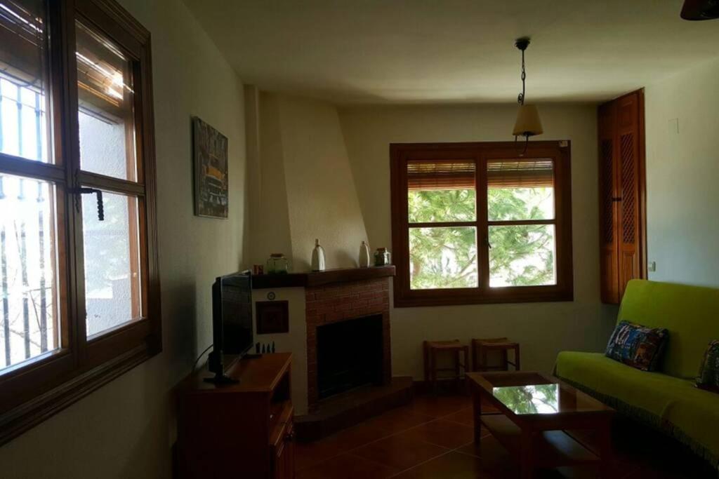 Apartamento Rustico Villa Moca Bubion Bagian luar foto